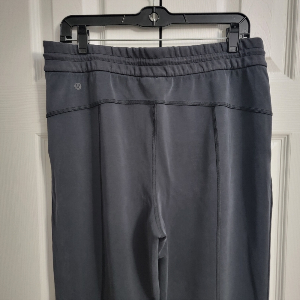 Lululemon Softstream Perfectly Oversized Cropped Crew & Straight Leg Pants, 10 - Picture 15 of 16